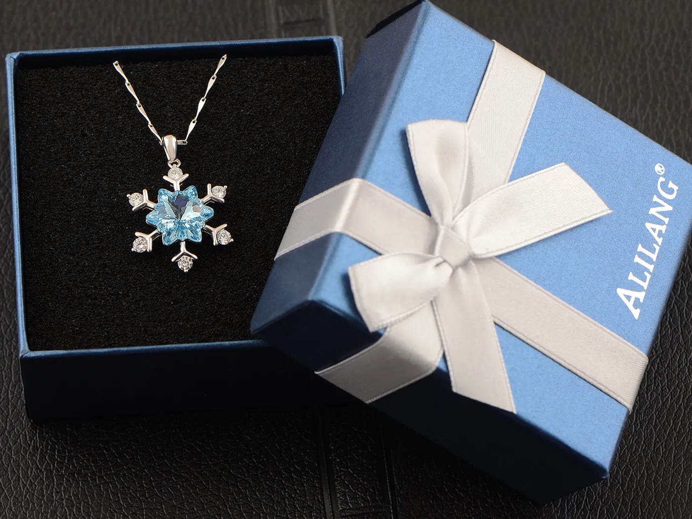 Blue Elements Winter Snowflake 925 Silver Chain Necklace