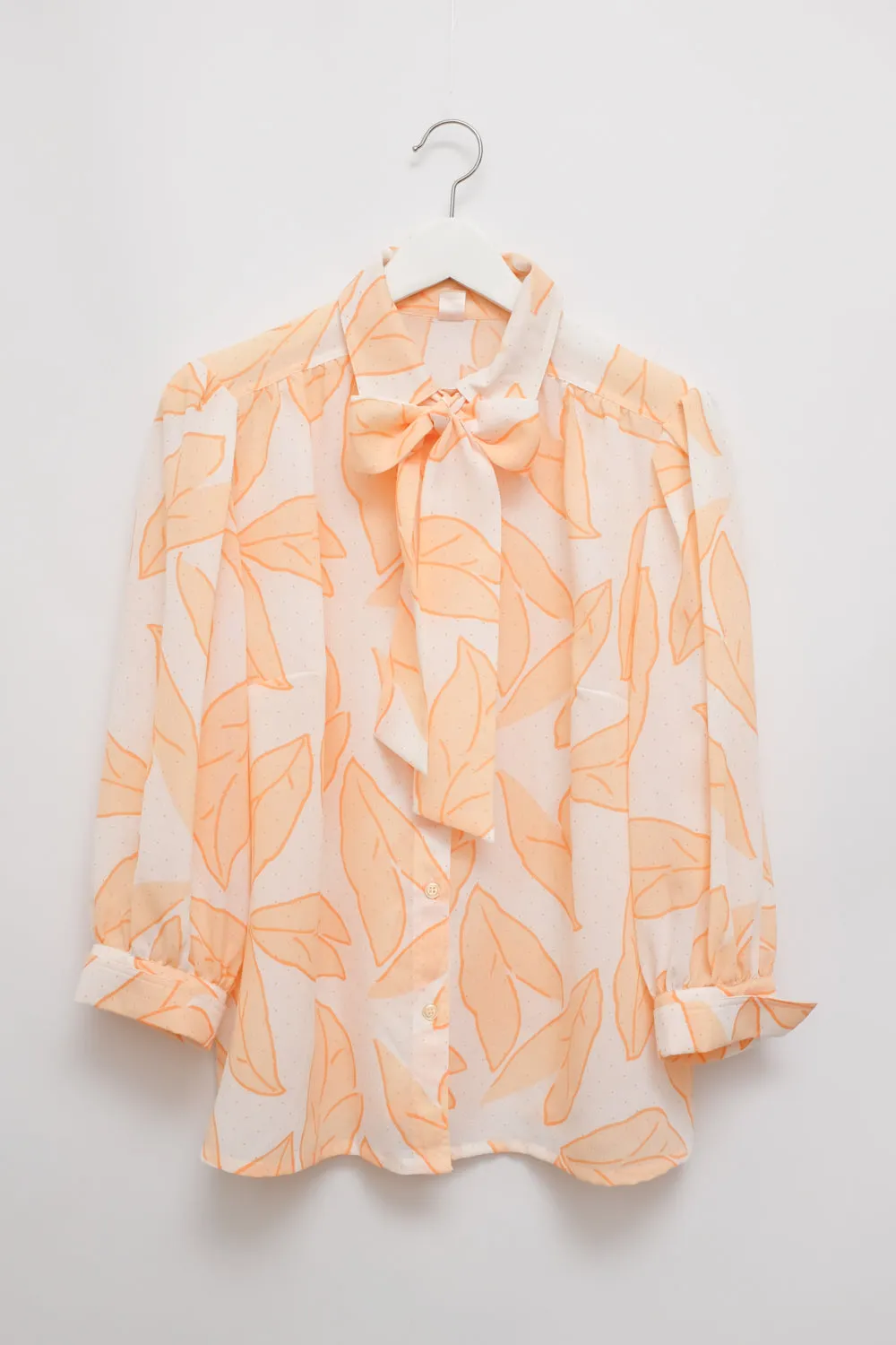 LEAVES VINTAGE BOW TIE BLOUSE